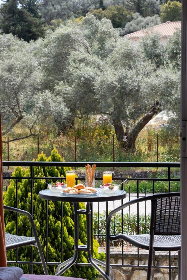 Tsoukaládhes Amarandos Studios With Swimming Pool By Imagine Lefkada المظهر الخارجي الصورة